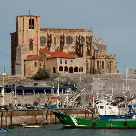 Centrico Grupos De 10 Personas Castro Urdiales